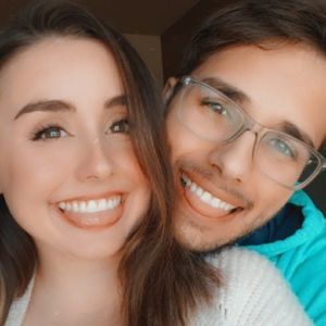 Meet your Posher, Adriana